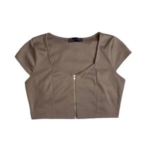 SWEETHEART NECKLINE TAN ZIP-UP CROP TOP · SIZE M · BODY CENTRAL